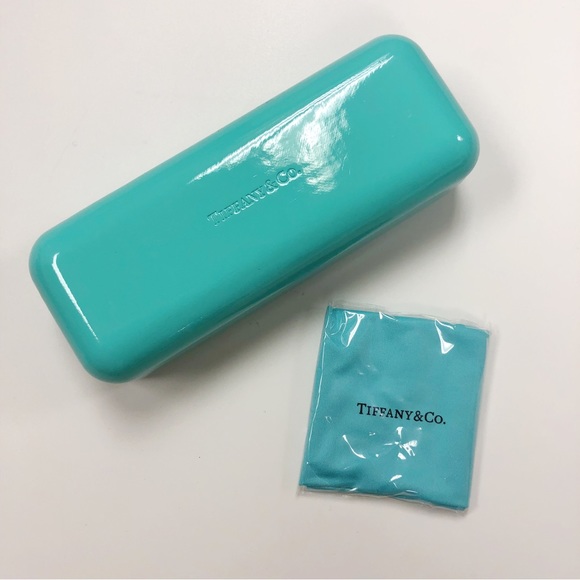 Tiffany & Co. Accessories - Tiffany clamshell eyeglass case and cloth NEW